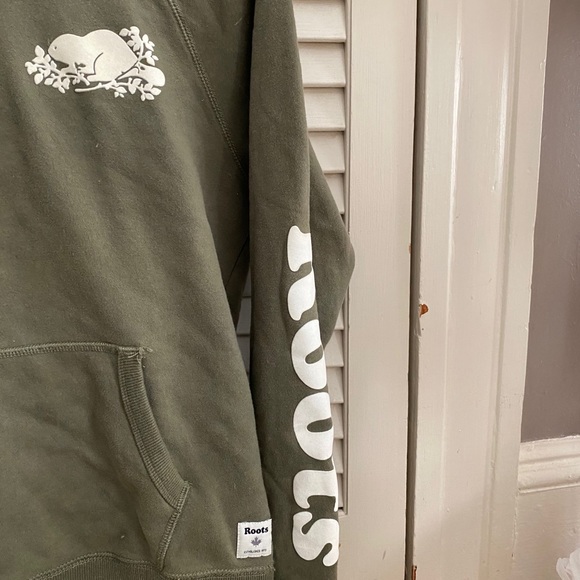 Olive Green Women’s Roots Sweatshirt - Picture 4 of 4